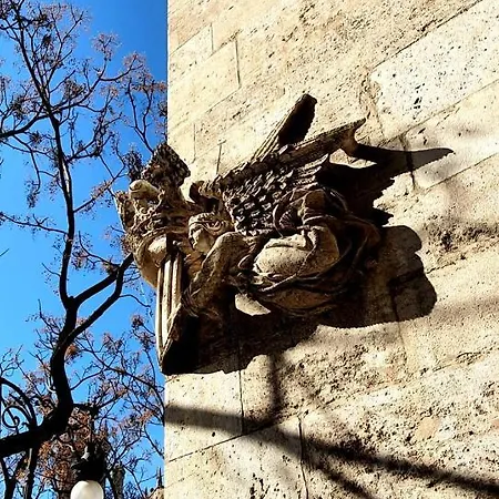 Mercat Апартаменты *